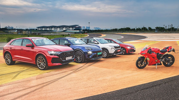 Kawasaki KLX230 & Aprilia Tuono 457